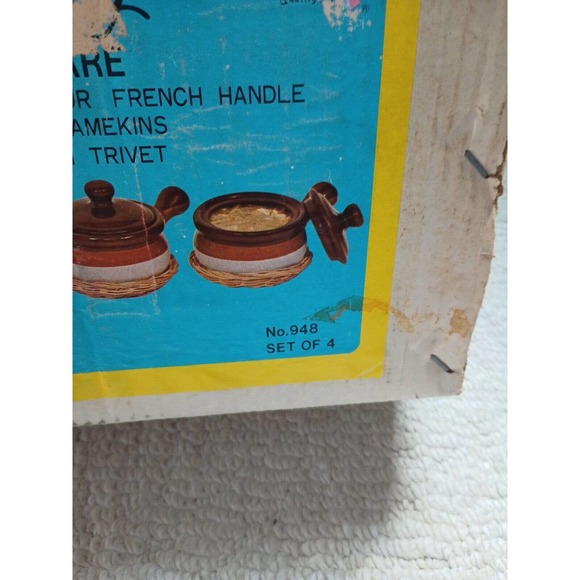 Set of 4 Gail Craft Vintage Stoneware French Onion Soup/Chili Crocks w/Lid - Picture 3 of 4